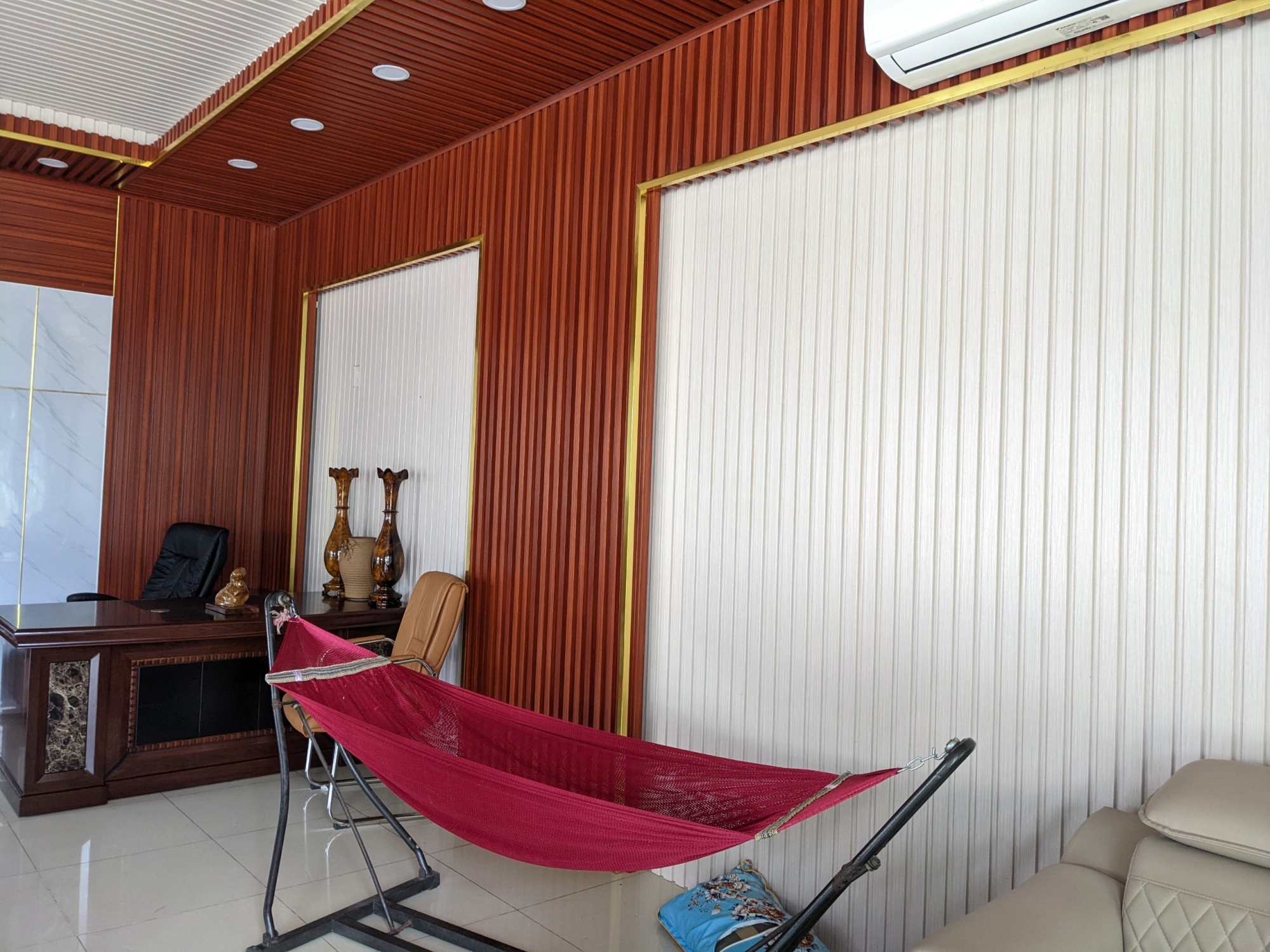 Lam sóng ốp tường nội thất
